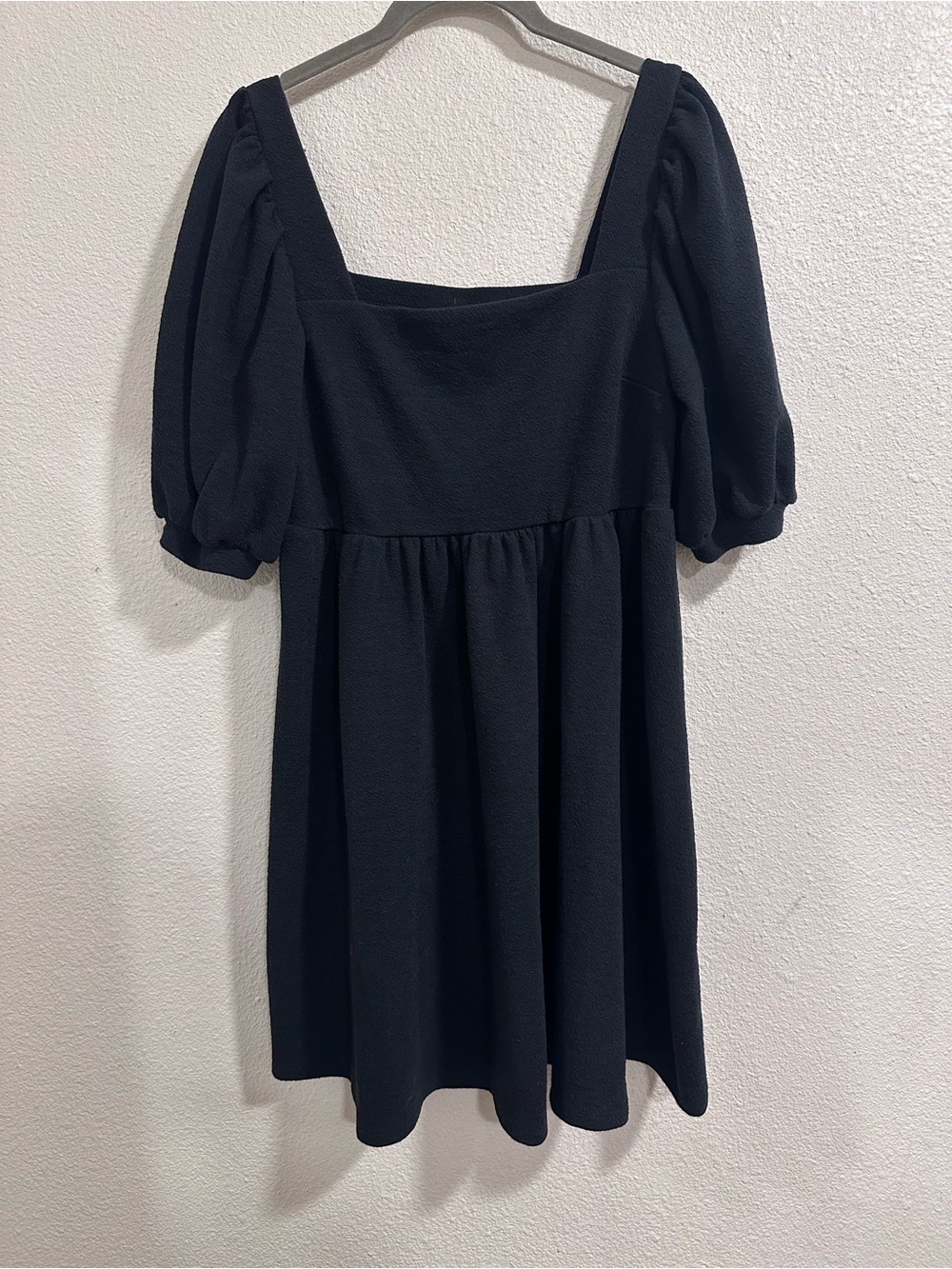 Classic Black Puff-Sleeve Dress - Scoop M/L